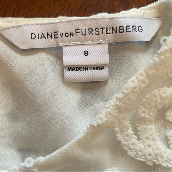 DIANE VON FURSTENBERG Belle Sequined Floral Top in white - Picture 8 of 12